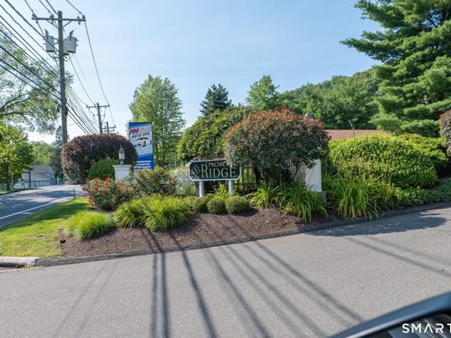 Townhouse for sale in Danbury, Connecticut