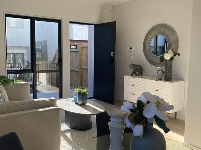 House for rent in Oratia, Oroua County