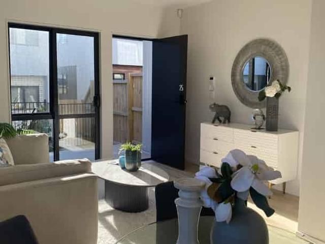 House for rent in Oratia, Oroua County