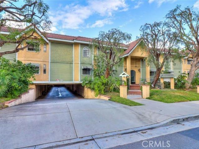 Townhouse for sale in Alhambra, California