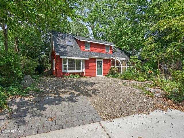 House for sale in Island Heights, New Jersey
