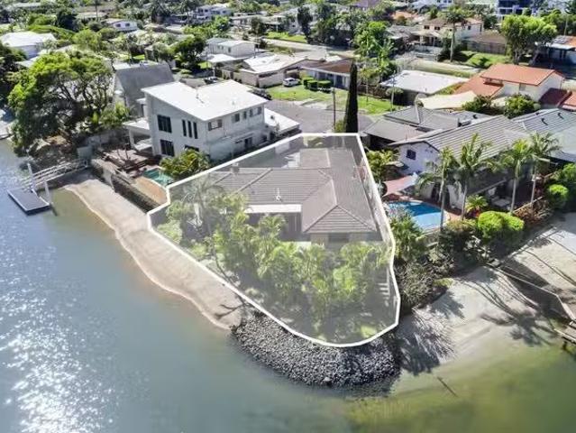 House for rent in Pacific Fair