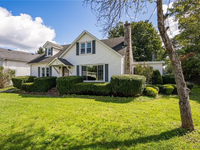 House for sale in Town of Holland, Erie County