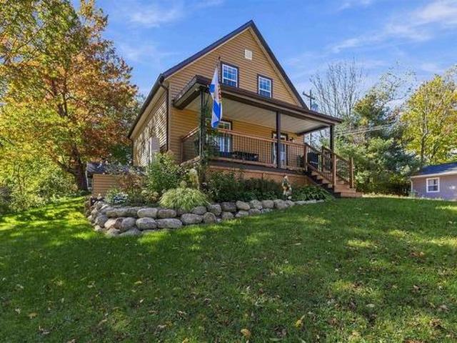 House for sale in Bridgewater, Lunenburg County