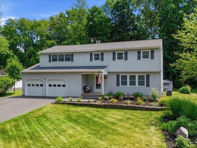 House for sale in Saratoga, New York