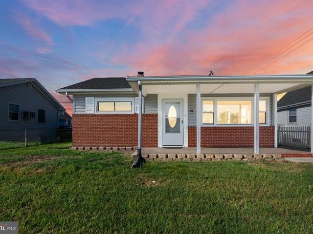House for sale in Aero Acres, Middle River
