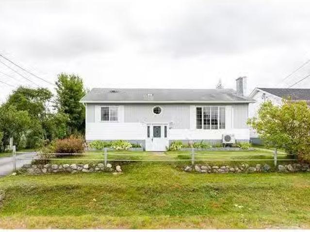 House for sale in Glovertown, Newfoundland And Labrador