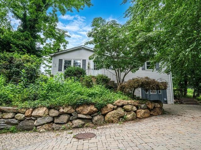House for sale in Centereach, New York