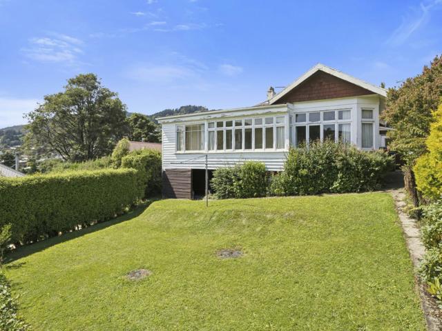 House for sale in Otakou