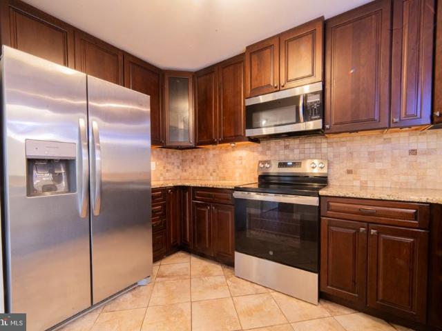 Condo for sale in Maple Shade, New Jersey