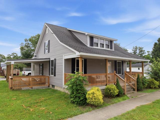 House for sale in Mowrystown, Ohio