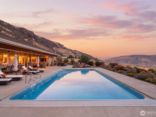 House for sale in East Wenatchee, Washington