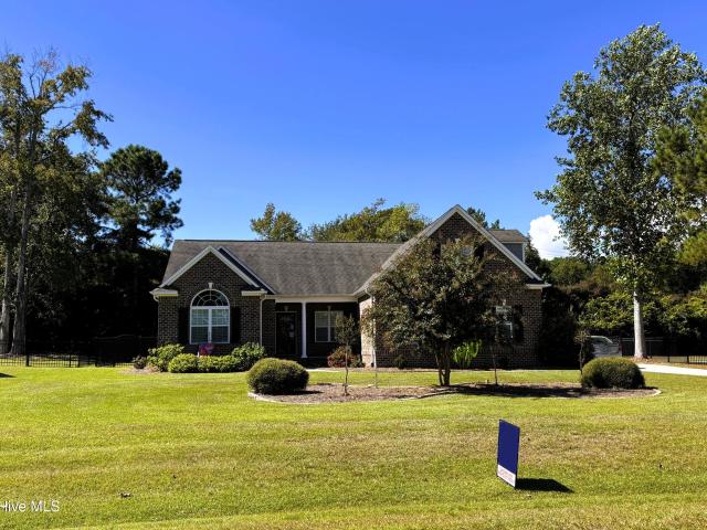 House for sale in Hampstead, Pender County