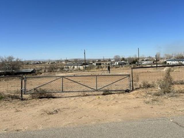 Land for sale in Los Lunas, New Mexico