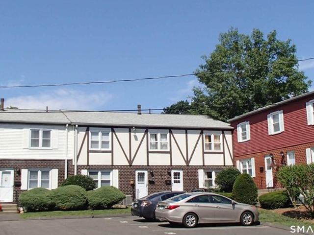 Townhouse for sale in West Haven, Connecticut