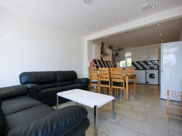 Room for rent in Bournbrook, West Midlands