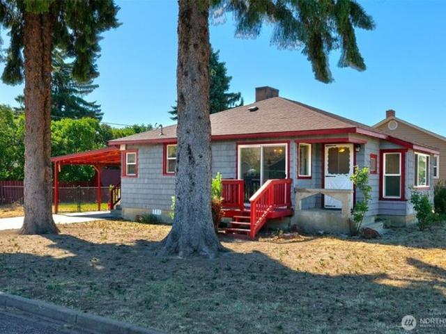 House for sale in Naches, Washington
