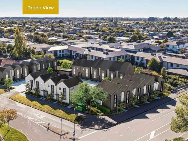 Townhouse for sale in Shirley, Canterbury
