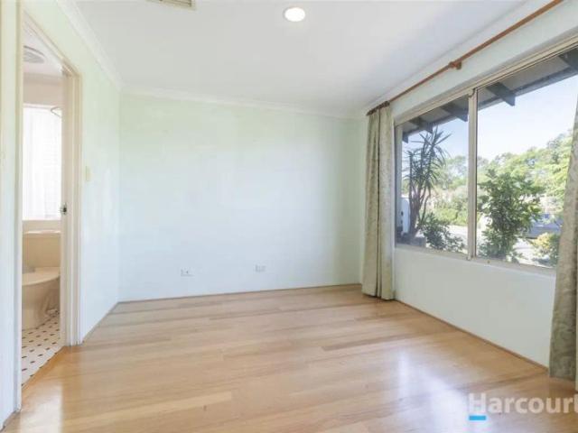 House for rent in Perth, Moore
