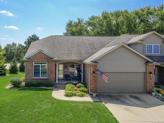 Condo for sale in Mclean, Illinois