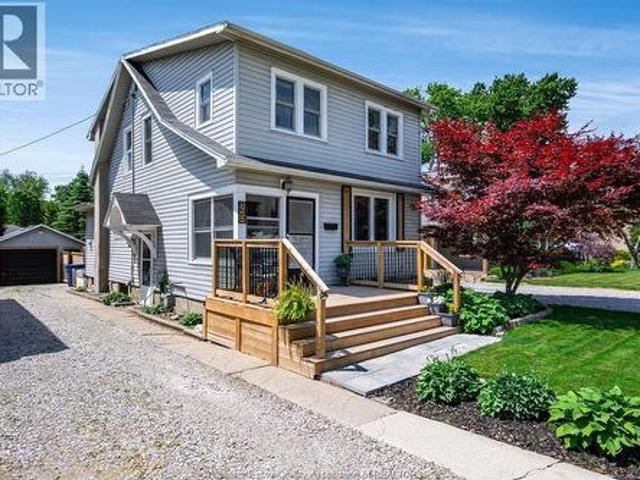 House for sale in Kingsville, Ontario