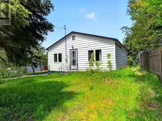 House for sale in Manuels, Newfoundland And Labrador