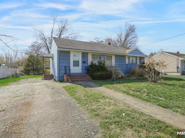 House for sale in Passaic, New Jersey