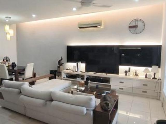 Terraced House for sale in Seri Kembangan, Majlis Bandaraya Subang Jaya
