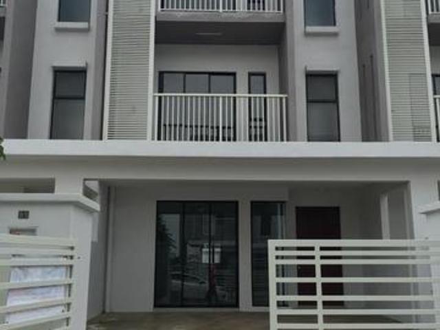Terraced House for sale in Petaling, Subang Jaya