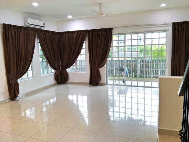 Terraced House for rent in Tanjong Sepat, Selangor