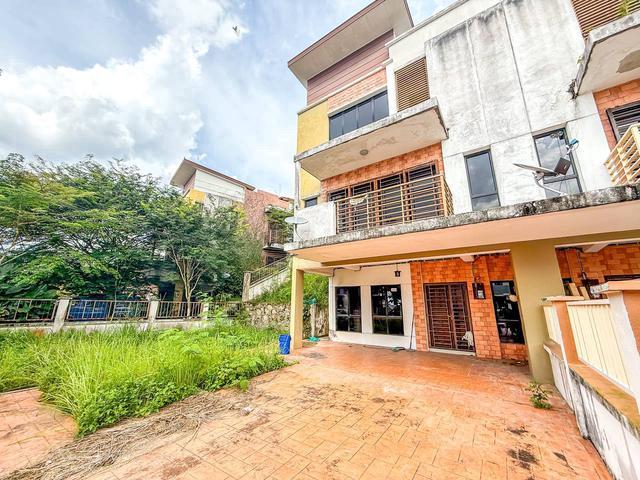 Terraced House for sale in Petaling, Alam Impian