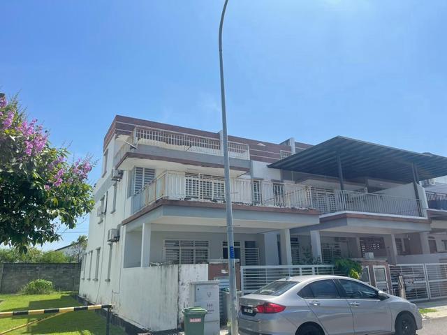 Terraced House for sale in Sendayan Village, Negeri Sembilan
