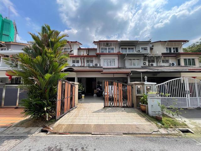 Terraced House for sale in Country Heights Damansara, Kuala Lumpur