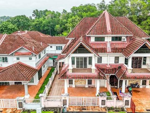 Residential House for sale in Nilai, Negeri Sembilan