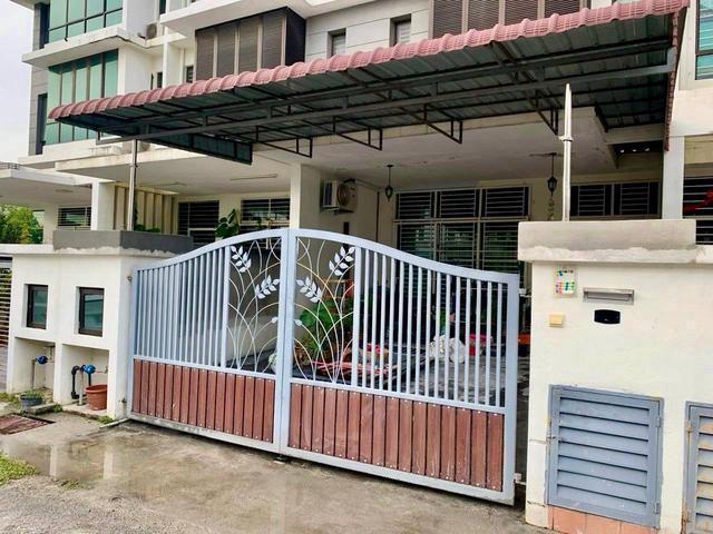 Terraced House for sale in Petaling, Subang Jaya