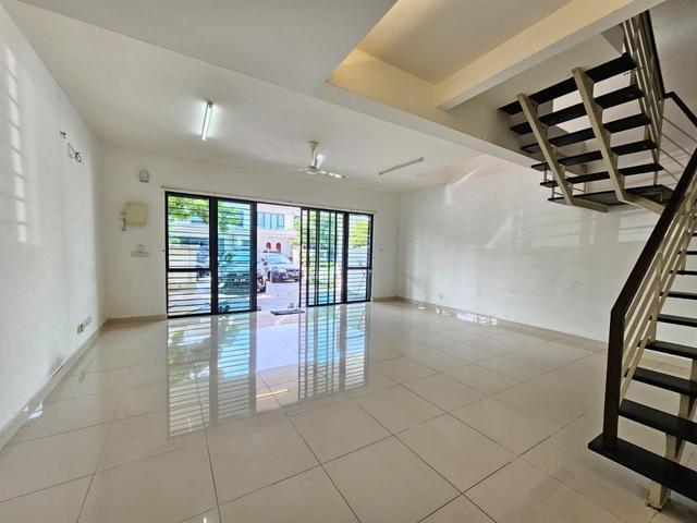 Terraced House for rent in Petaling, Alam Impian