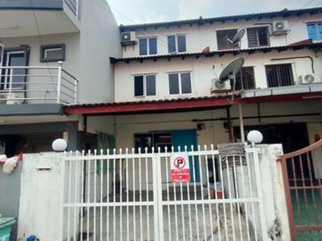 Terraced House for rent in Country Heights Damansara, Kuala Lumpur