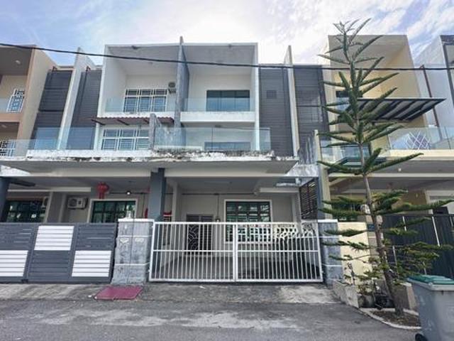 Terraced House for rent in Ujong Pasir, Malaka