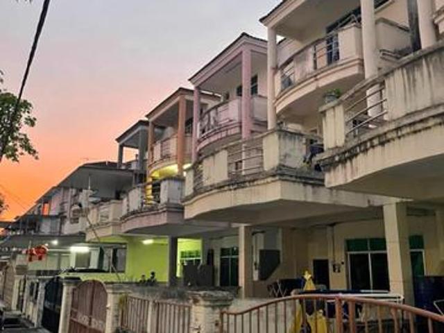 Terraced House for sale in Wellesley, Penang