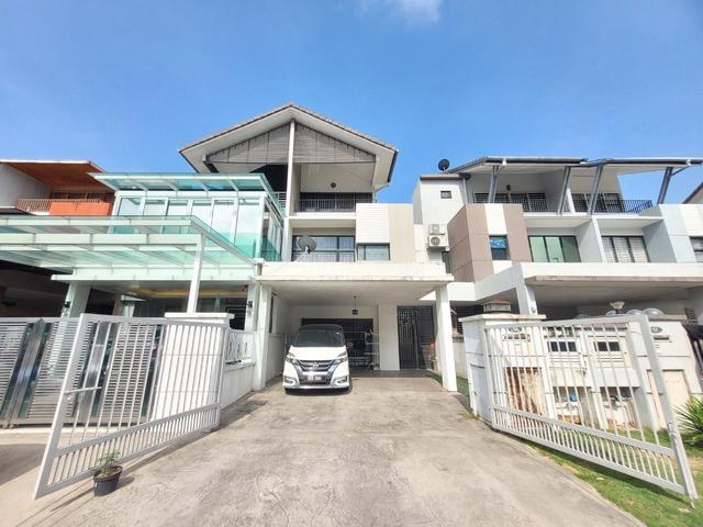 Terraced House for sale in Petaling, Alam Impian
