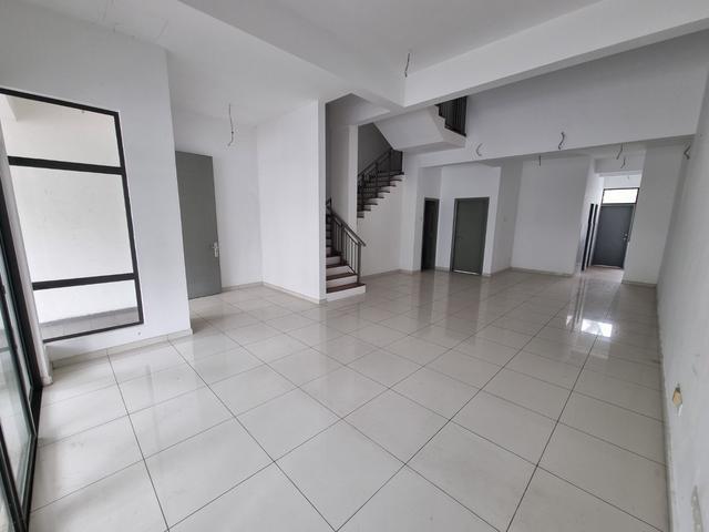 Terraced House for sale in Alam Impian, Selangor