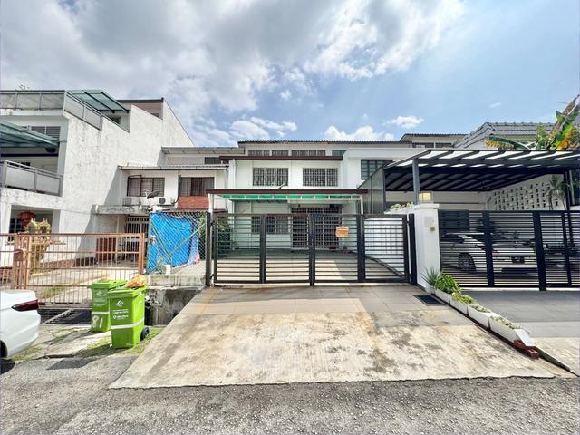 Terraced House for sale in Country Heights Damansara, Kuala Lumpur
