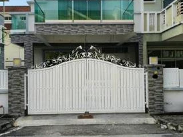Terraced House for sale in Wellesley, Penang