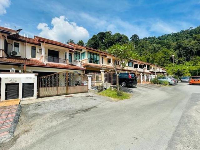 Terraced House for rent in Country Heights Damansara, Kuala Lumpur