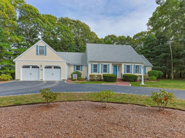 House for sale in Osterville, Massachusetts