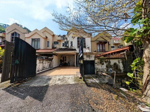 Terraced House for sale in Langat, Selangor