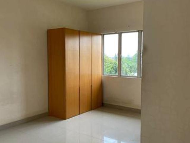 Townhouse for sale in Petaling, Subang Jaya