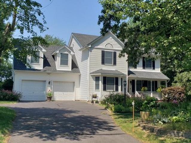 House for sale in South Windsor, Connecticut