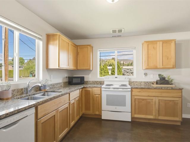 House for sale in Sunnyslope, Wenatchee