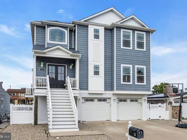 House for sale in Pine Terrace, Toms River